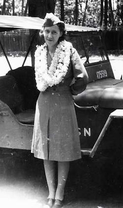 Frances Ella McCarthy McInturff in uniform
