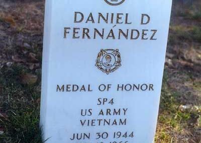 daniel fernandez gravestone